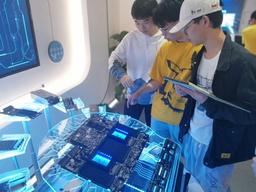 科技創新造就新時代，校企聯合成就新未來——計算機科學與技術專業學生赴企業參觀學習紀實